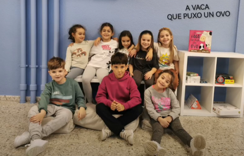 A vaca que puxo un ovo