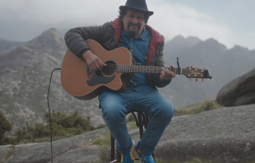 Ahí ven o Maio. Tamboura Films