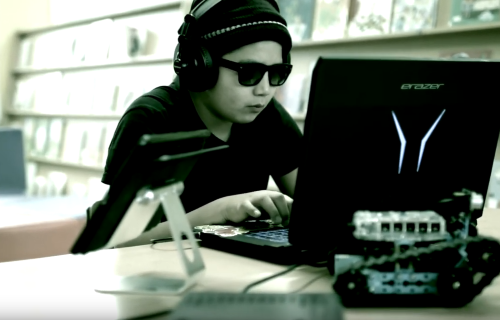 Videotitorial tecnolóxico en galego