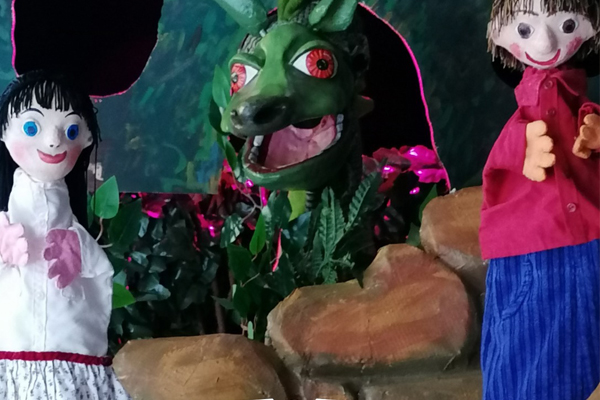 Xela contra o dragón Traga-verbas