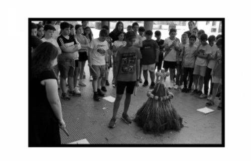 Intercambio lingüístico arredor dos Maios