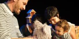 Unha vella tiña un can