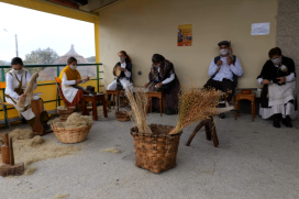 XII Proceso do liño na Casa do Patrón. Asociación Etnográfica de Codeseda