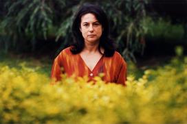 Retratos de autor: Luísa Villalta fotografada por  Xurxo Lobato