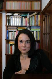 Retratos de autor: Luísa Villalta fotografada por  Xurxo Lobato